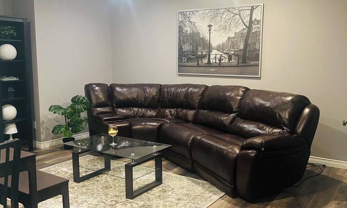 Silverado House | Home sense suite, cozy, clean, safe
