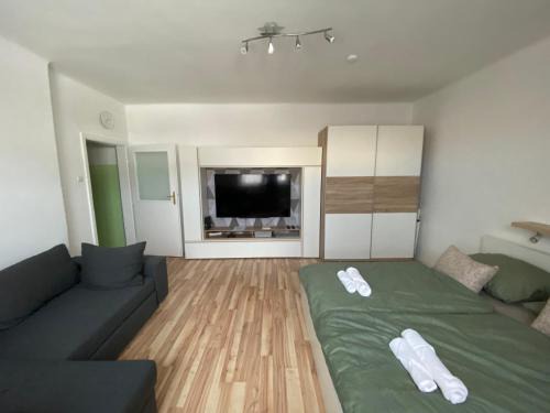Szombathely Apartment | Home Sleep Home