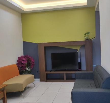 Taman Kota Masai House | Home stay Adams
