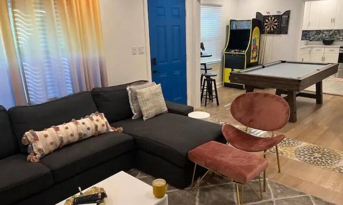 Leslie Estates House | Home sweet home!