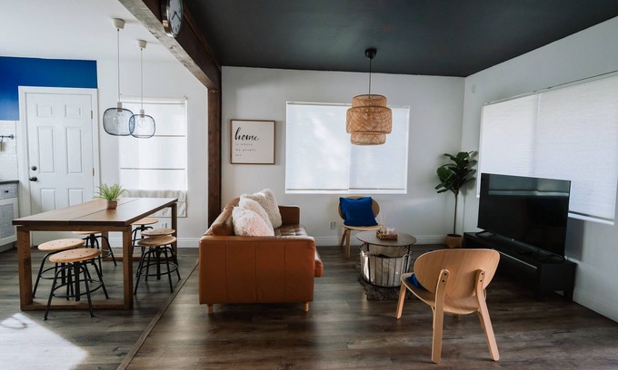 Garden Grove House | Home to Relax after Disneyland w 1 FREE parking