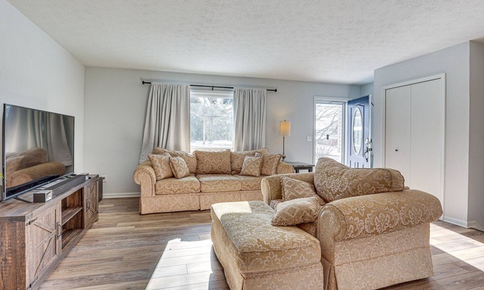 Bath House | Home w/Fire Pit & Sunroom: 9 Mi to Downtown Akron