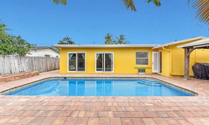 Sunrise House | Home w/pool near Sawgrass by PMI