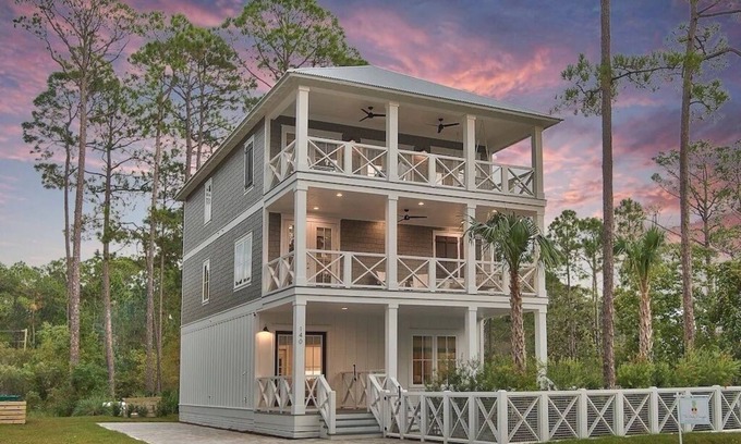 San Juan House | Home w/private pool, walk to deeded Beach Access, FREE 6 Seater Golf Cart!