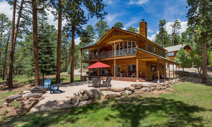 Durango - Purgatory House | Home with Amazing Mountain Views on 8 acres - 20 Min to Dgo