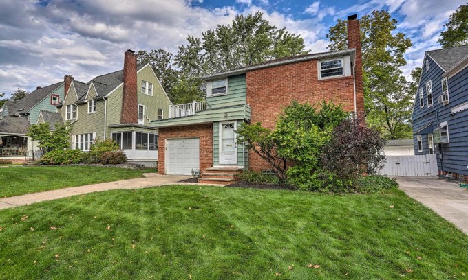 Cleveland House | Home with Deck Less Than 8 Miles to Downtown Cleveland!