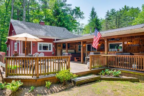 Plymouth House | Home with Outdoor Entertainment Area in Ashland!