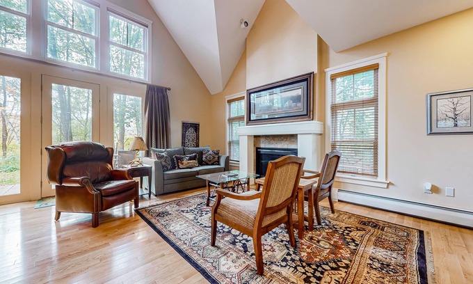 Proctorsville House | Home with private apartment, patio, fireplace, on-site pool, gym & tennis access
