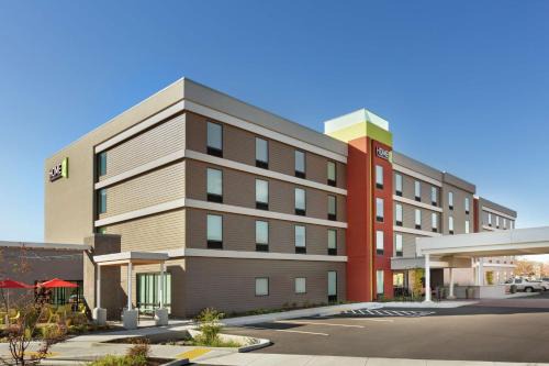 Portland Hotel | Home2 Suites By Hilton Portland Airport