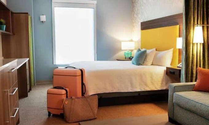 Tropic Hotel | Home2 Suites by Hilton Melbourne Viera