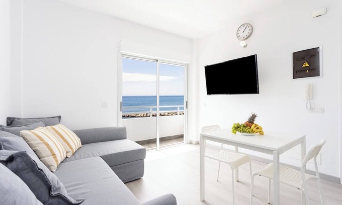 San Andres Apartment | Home2Book Sea Front Las Teresitas Beach 4