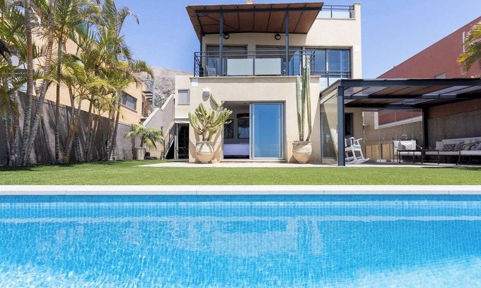 Santa Cruz de Tenerife Villa | Home2Book Ocean View Villa, Private Pool & Garden