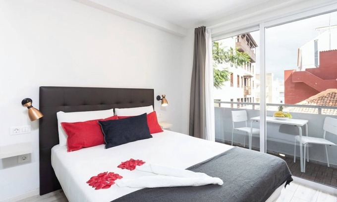 Puerto de la Cruz Apartment | Home2Book Charming Apartment Puerto de la Cruz,103