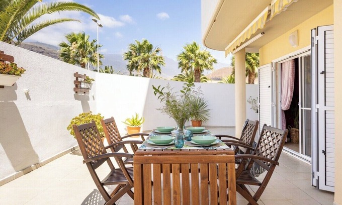 Puerto de Guimar Apartment | Home2Book Comfy Apt Puertito de Güímar, Pool