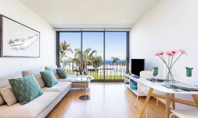 Santa Ursula Apartment | Home2Book Stunning La Quinta, Pool