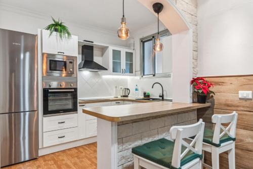 Valleseco House | Home2Book Valleseco Mountain Views, BBQ & Jacuzzi