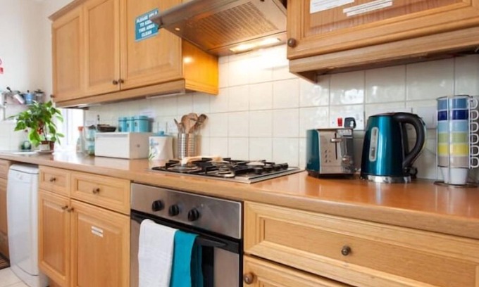 Southfield House | Home2Home-Rooms