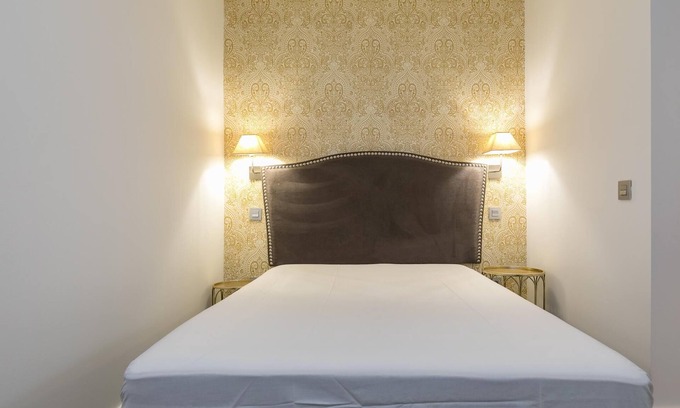 Guindalera Apartment | HOMEABOUT DIEGO DE LEON APARTMENT I
