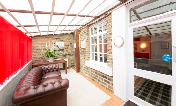 Shipley House | Homeleigh Hotel