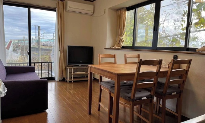 Hanamigawa House | Homelike Makuhari Hongo There are two parking sp/Chiba Chiba
