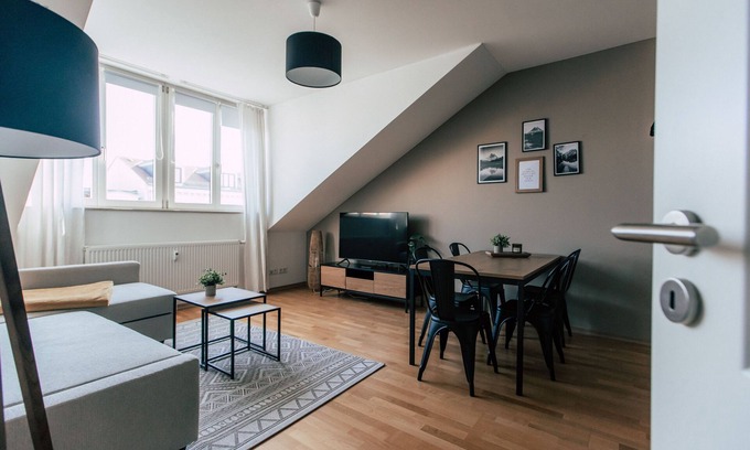 Zentrum-Nord Apartment | Homely 2-zimmer-appartement mit Küche - Luga Homes - Zoo
