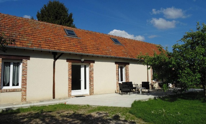 Berengeville-la-Campagne House | Homerez - House Bérengeville-la-campagne