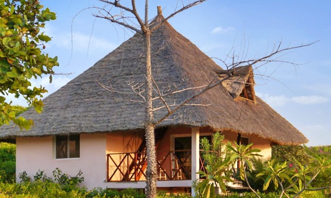 Cap Skirring House | Homerez - 50 m away from the beach! Amazing house for 4 ppl. at Cap Skirring