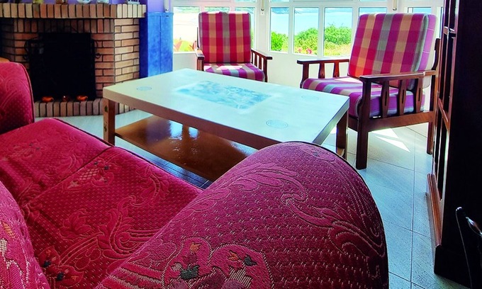 Faro House | Homerez - Amazing house for 6 ppl. with sea view, garden and balcony at Viveiro