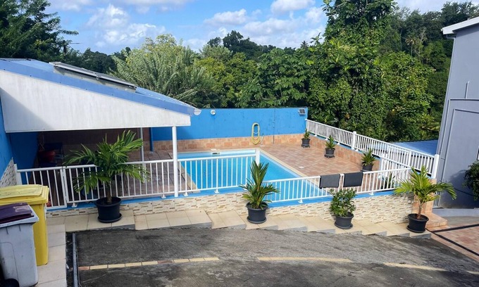 Saint-Esprit Villa | Homerez - Amazing villa 8 km away from the beach for 9 ppl. with swimming-pool