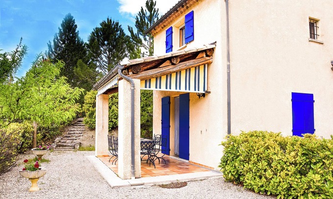 La Roche-sur-le-Buis Apartment | Homerez - Apartment in La Roche-sur-le-Buis