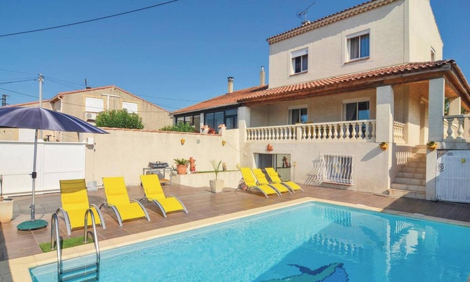Port-de-Bouc Apartment | Homerez - Apartment Port-de-Bouc with Pool