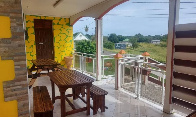 Grand-Bourg Apartment | Homerez - Apartment in Grand-Bourg