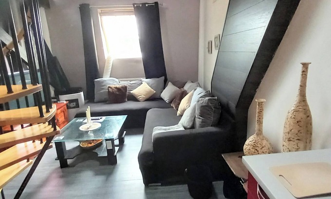 Frameries Apartment | Homerez - Apartment in Frameries
