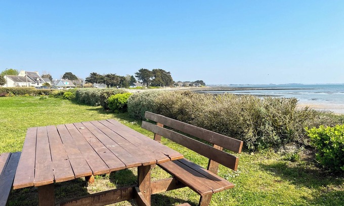 Penvins Apartment | Homerez - Apartment in Sarzeau, Sea View