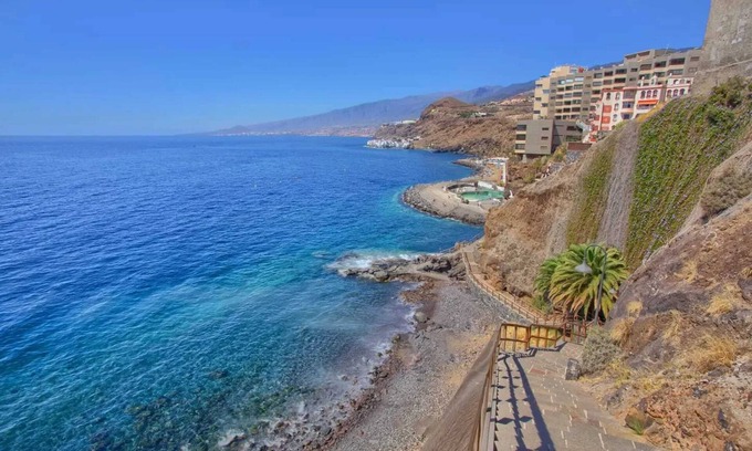 Tabaiba Apartment | Homerez - Apartment with sea view in Tabaiba 125 m²