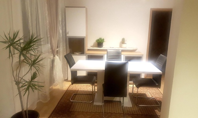 Ramstein-Miesenbach Apartment | Homerez - Appartement for 6 ppl. with garden and terrace at Ramstein-Miesenbach
