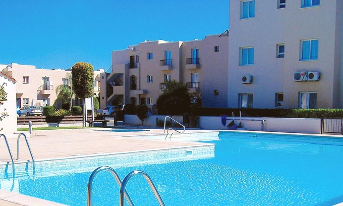 Mandria Apartment | Homerez - Appartement 1 km away from the beach for 4 ppl. with shared pool