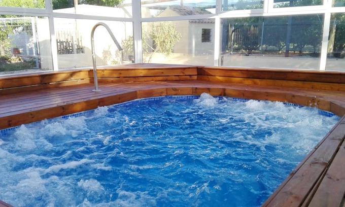 Caravaca de la Cruz Apartment | Homerez - Appartement for 2 ppl. with shared pool and jacuzzi at Noguericas
