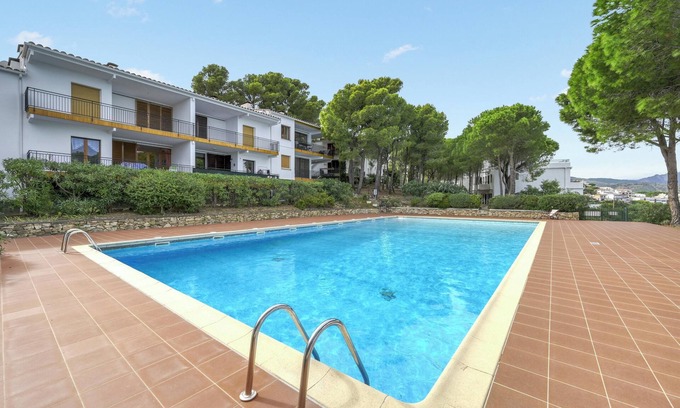 Llanca Apartment | Homerez - Apt sea view in Llançà
