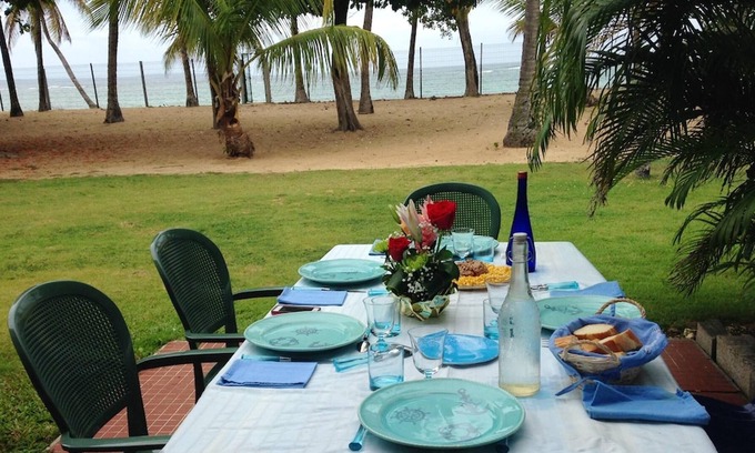 Morel Apartment | Homerez - Beautiful apartment With sea view and garden