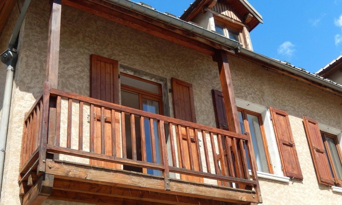 La Grave Apartment | Homerez - Beautiful appartement for 5 ppl. with balcony at La Grave