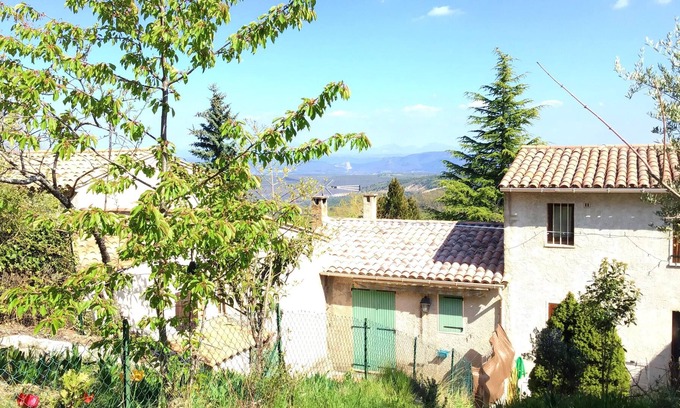 Vacheres House | Homerez - Beautiful house for 2 ppl. with garden and terrace at Vachères