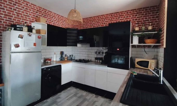 Lillers House | Homerez - Beautiful house for 5 ppl. with jacuzzi, spa and garden at Lillers