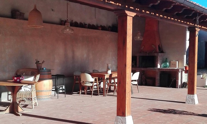 Peral de Arlanza House | Homerez - Big house for 9 ppl. with garden and terrace at Peral de Arlanza