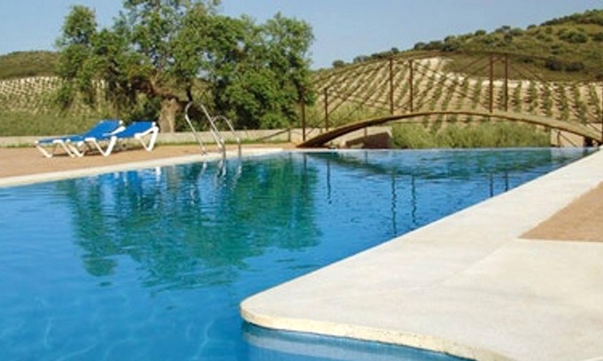 Estepa House | Homerez - Big house for 9 ppl. with shared pool and terrace at Estepa