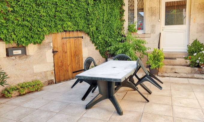 Lignieres-de-Touraine House | Homerez - Country House with Terrace