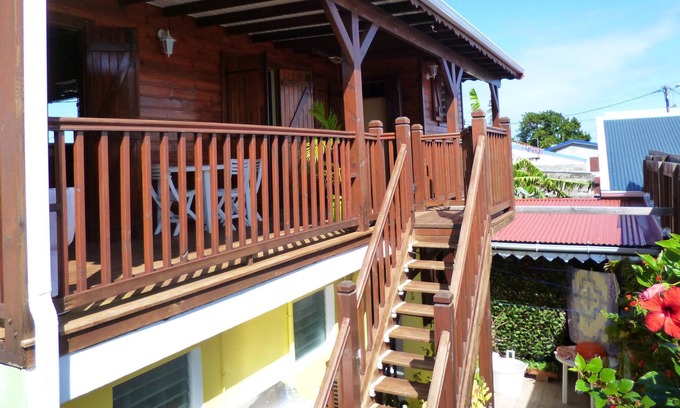 Le Moule Ski Chalet | Homerez - Chalet 3 km away from the beach for 4 ppl. with terrace at Le Moule