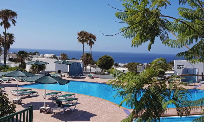 Los Mojones Apartment | Homerez - Charming Apartment in Tías 50m² + Pool