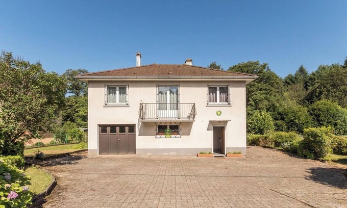 Champagney House | Homerez - Charming house in Champagney with mountain view