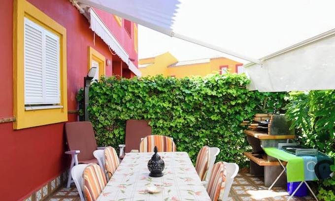 Rota House | Homerez - Charming house in Rota with pool